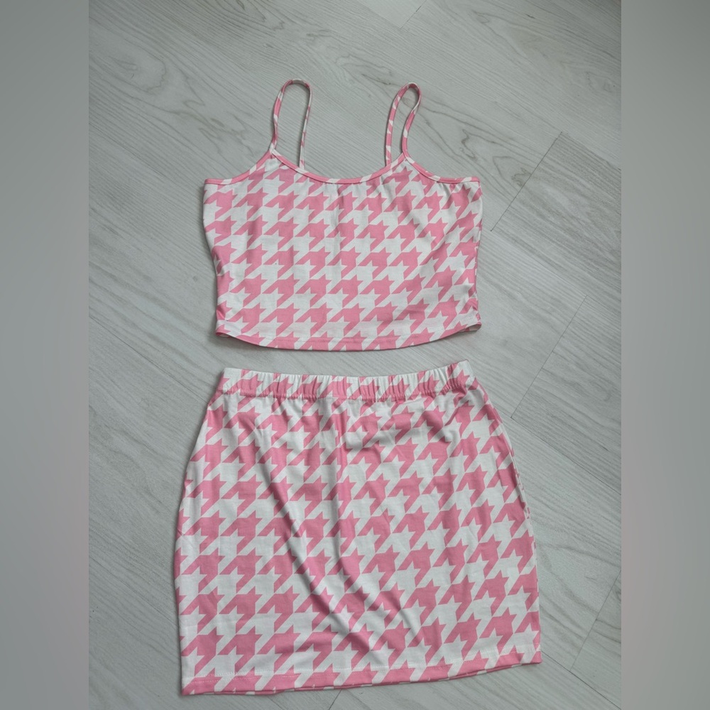 Pink and White Houndstooth Crop Top and Skirt Set